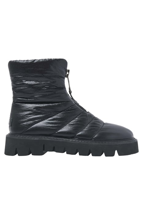 YETI BOOT BLACK ARTIFICIAL 1