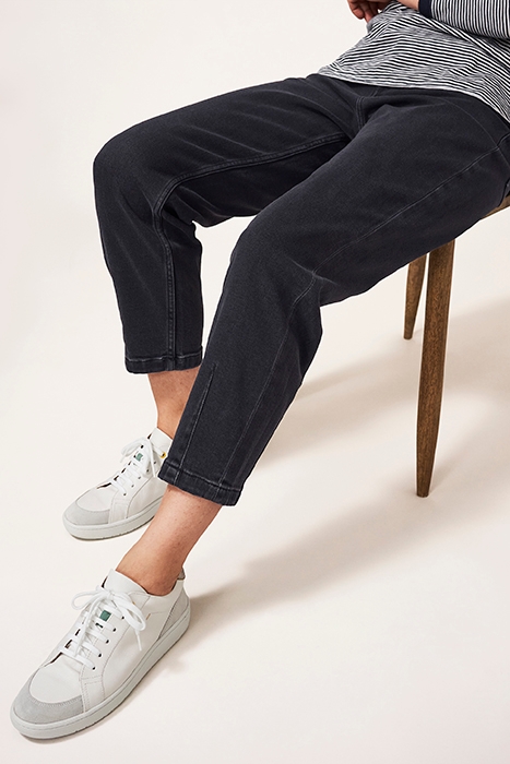 ROBYN BARREL JEAN WASHED BLACK 4