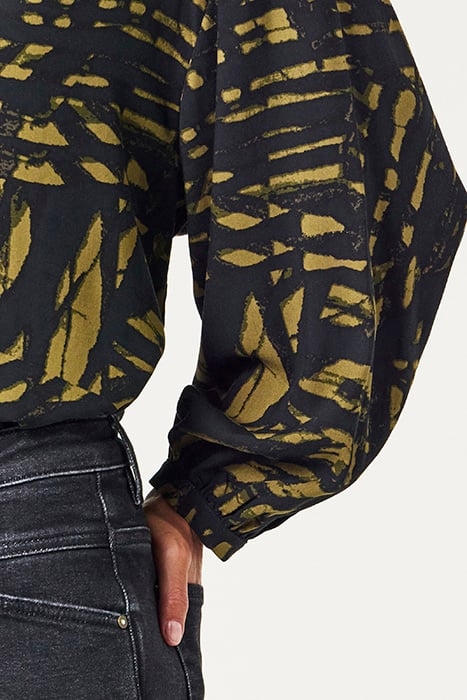 BLOUSES TOTAL ECLIPSE 4