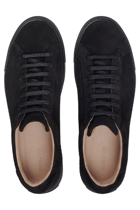 BLACK MONOCHROME SNEAKER 6