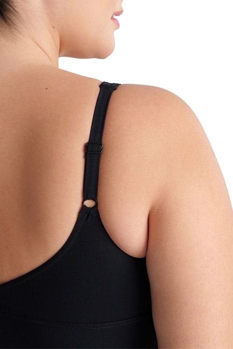 W JEWEL ONE PIECE PLUS BLACK PEONIA RED 6