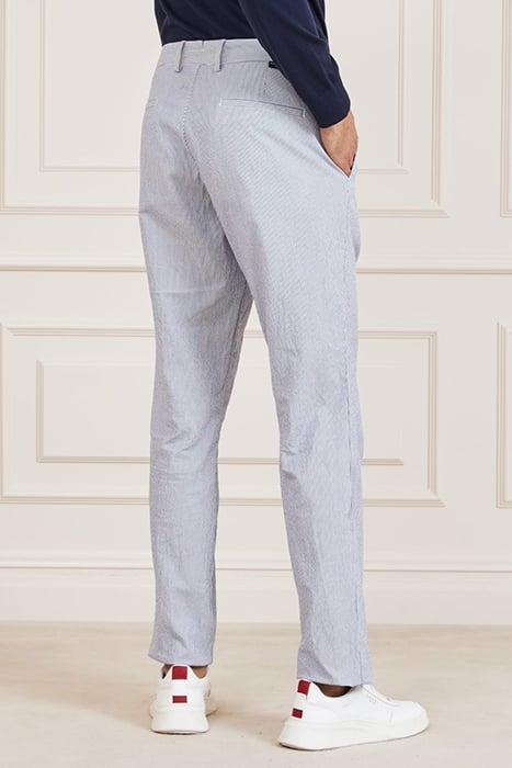 BEN URBAN CHINO BLUE AND WHITE 2