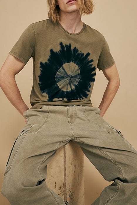 LIGHT KHAKI TIE-DYE T-SHIRT WITH IMAGES 5