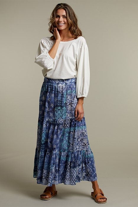 FANTASY BLUE ELASTIC WAIST SKIRT 3