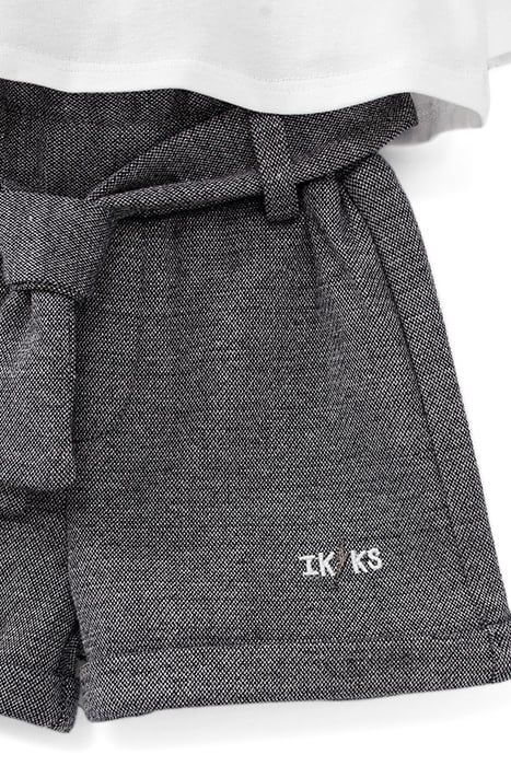 BABY GIRLS’ ECRU T-SHIRT AND GREY SHORTS OUTFIT 8