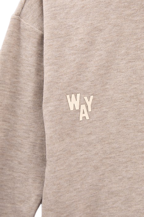 GIRLS’ BEIGE HOODED T-SHIRT WITH XL PRINT ON BACK 4