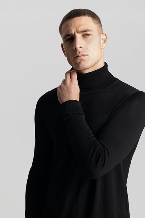 DS_DESTIN TURTLE NECK MOONLESS NIGHT 4