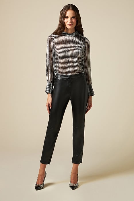 LEATHER-EFFECT SKINNY TROUSERS WITH CHAIN DETAIL BLACK 1