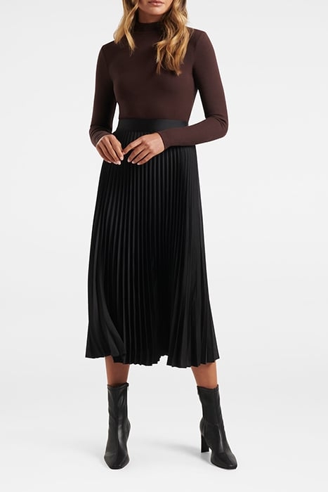 ESTER SATIN PLEATED SKIRT BLACK 3