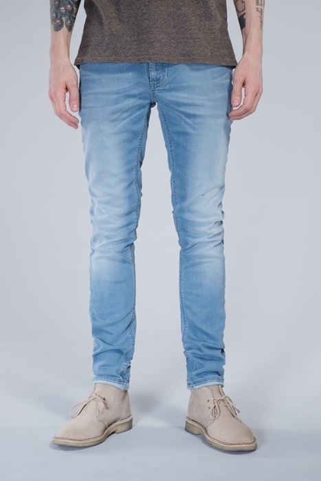 SKINNY LIN PALE RIVER 1