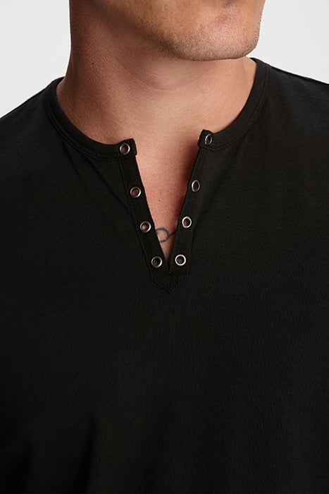 SS EYELET HENLEY BLACK 3