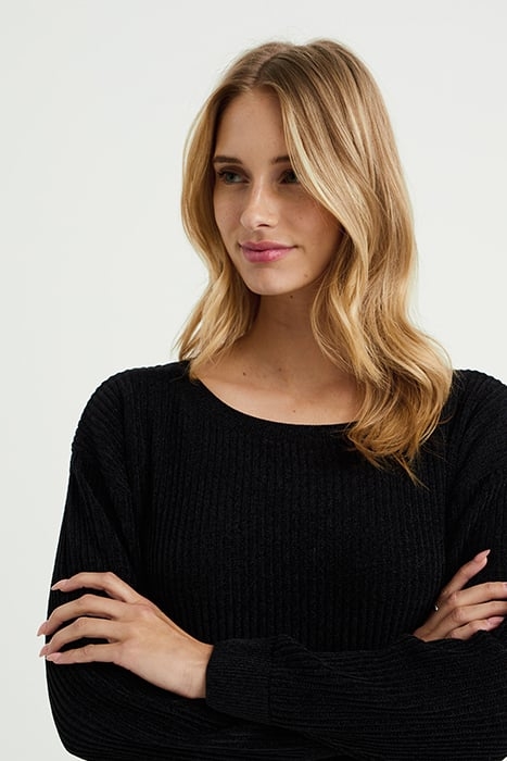 KNITTED PULLOVER BLACK 5