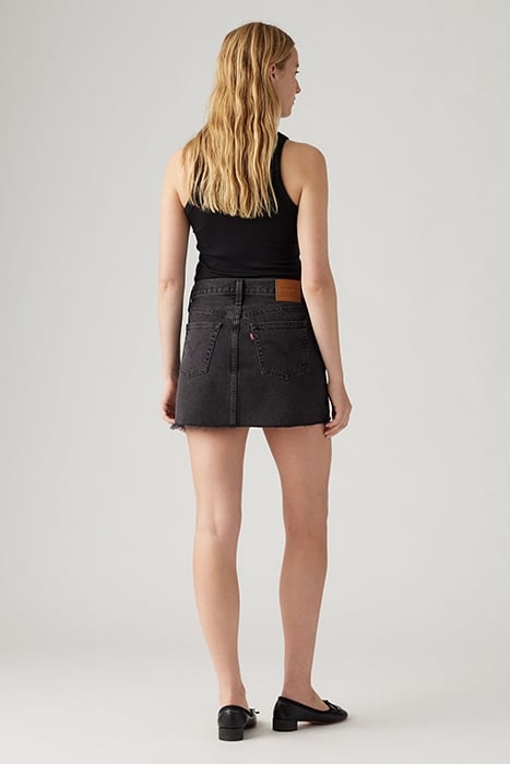 ICON SKIRT THERE'S A STORM COMING 3