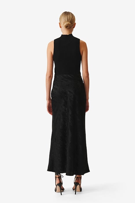 CARISA SHINY BLACK 4