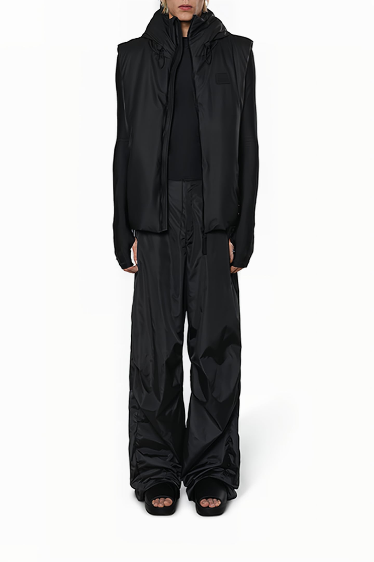 LOOP VEST BLACK UNISEX 2