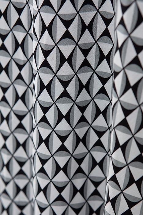 OFF-WHITE GEOMETRIC PRINT SKIRT 6