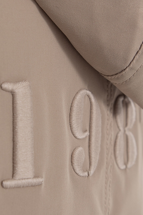 BOYS’ BEIGE HOODED PARKA WITH EMBROIDERED BACK 7