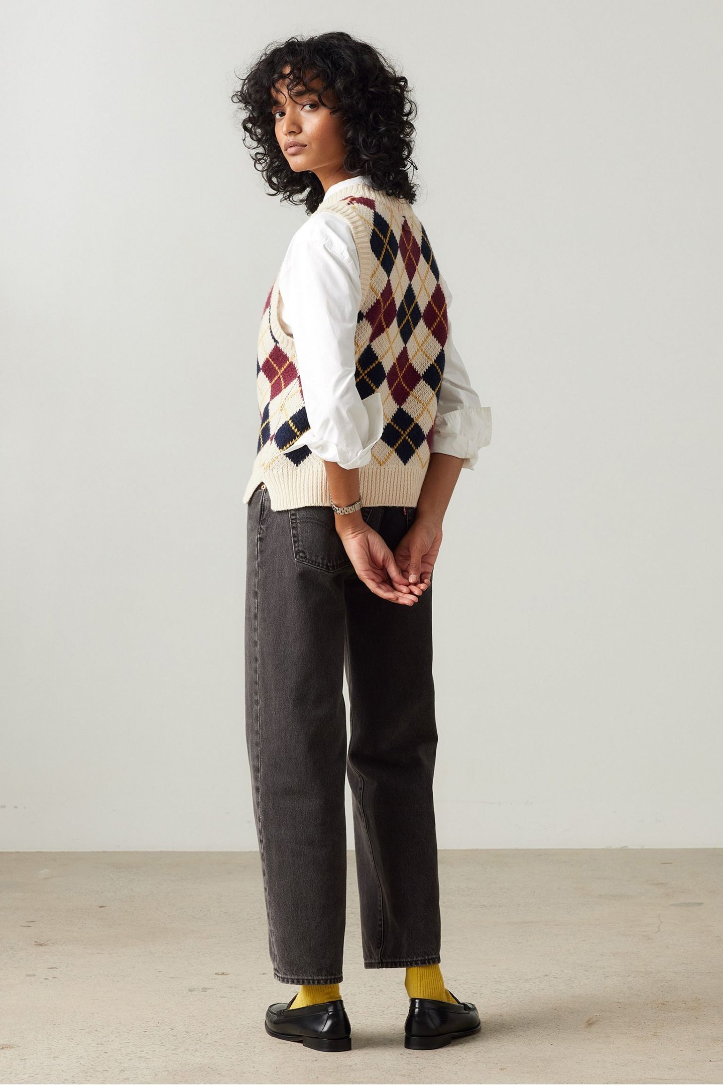 COLLEGIATE ARGYLE VEST 2