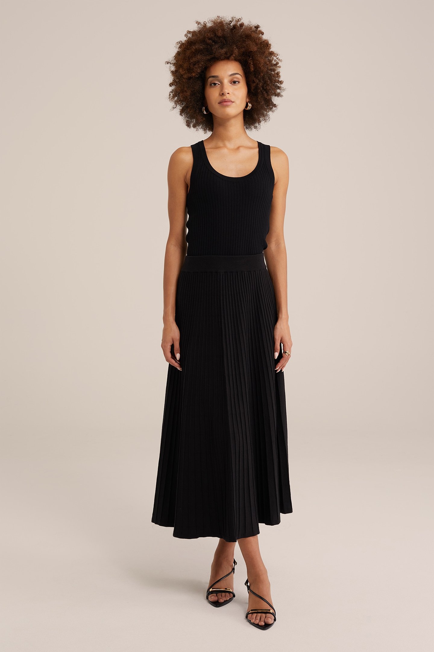 SKIRT MAXI LENGTH BLACK 3