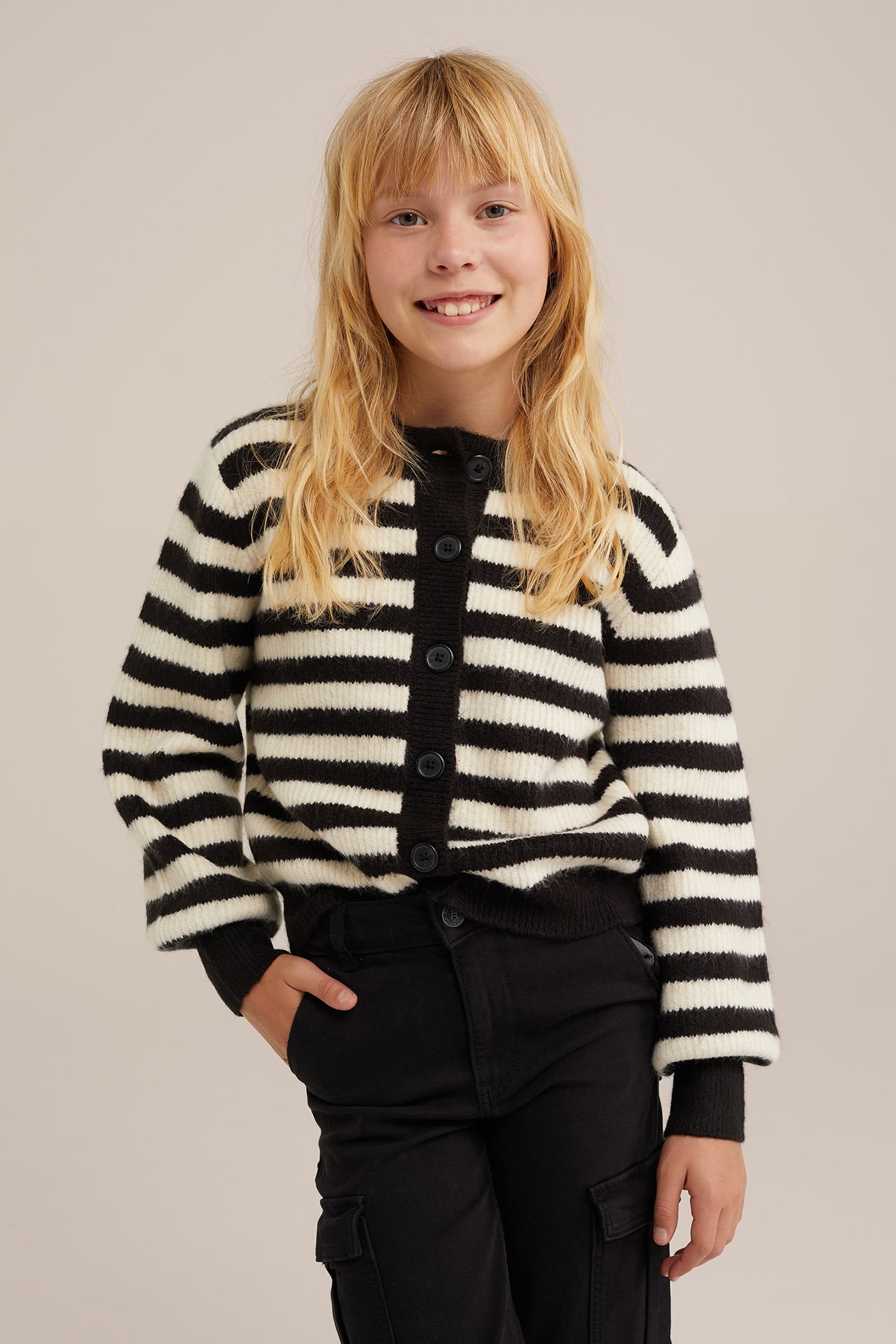 KNITTED CARDIGAN BLACK 1