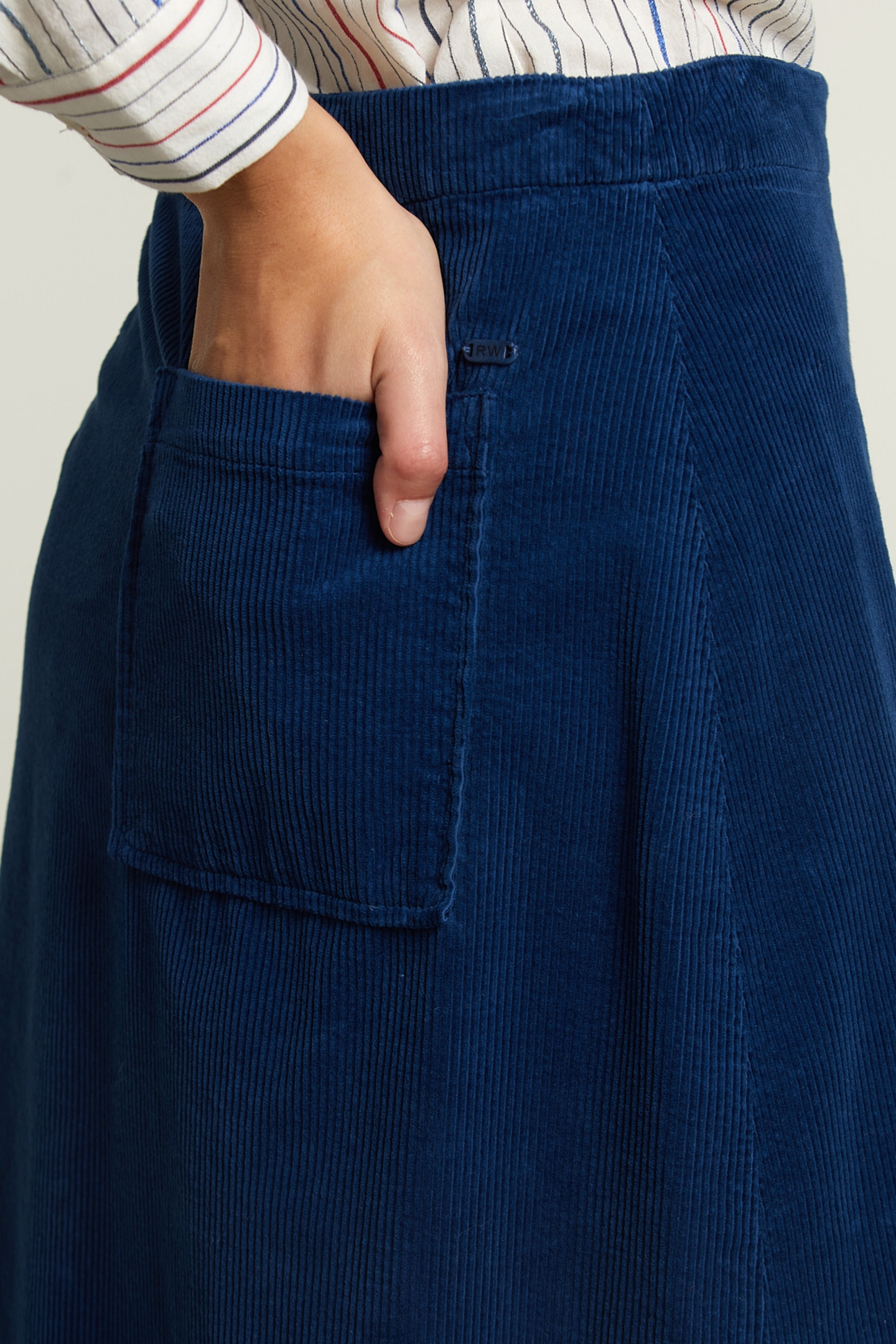 BLUE CORDUROY MIDI SKIRT 4