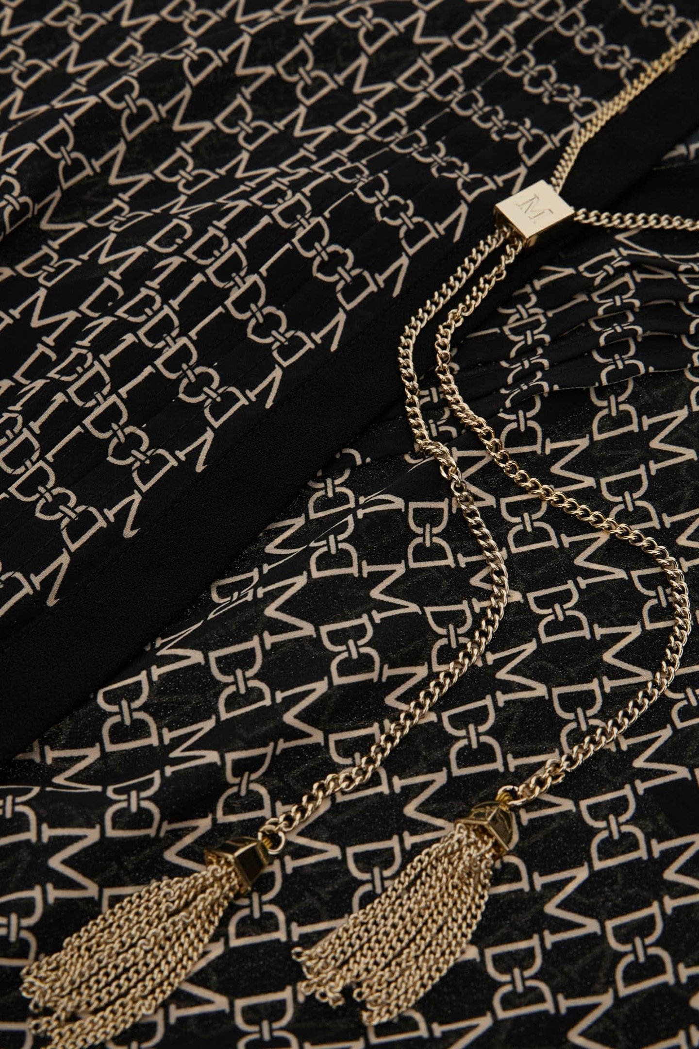 EDITH TOP NEW MONOGRAM BLACK B 7