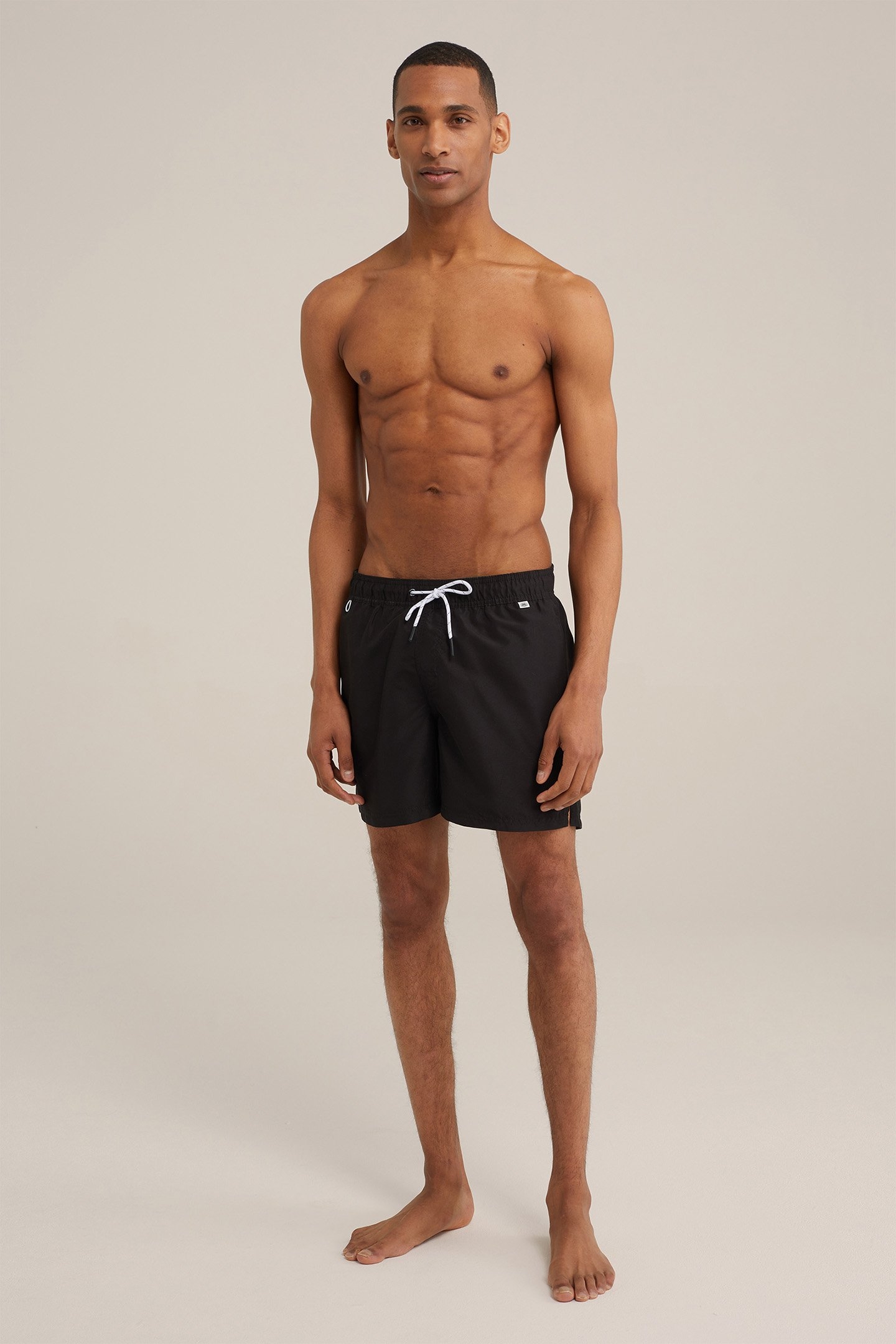BEACH SHORT BLACK 3