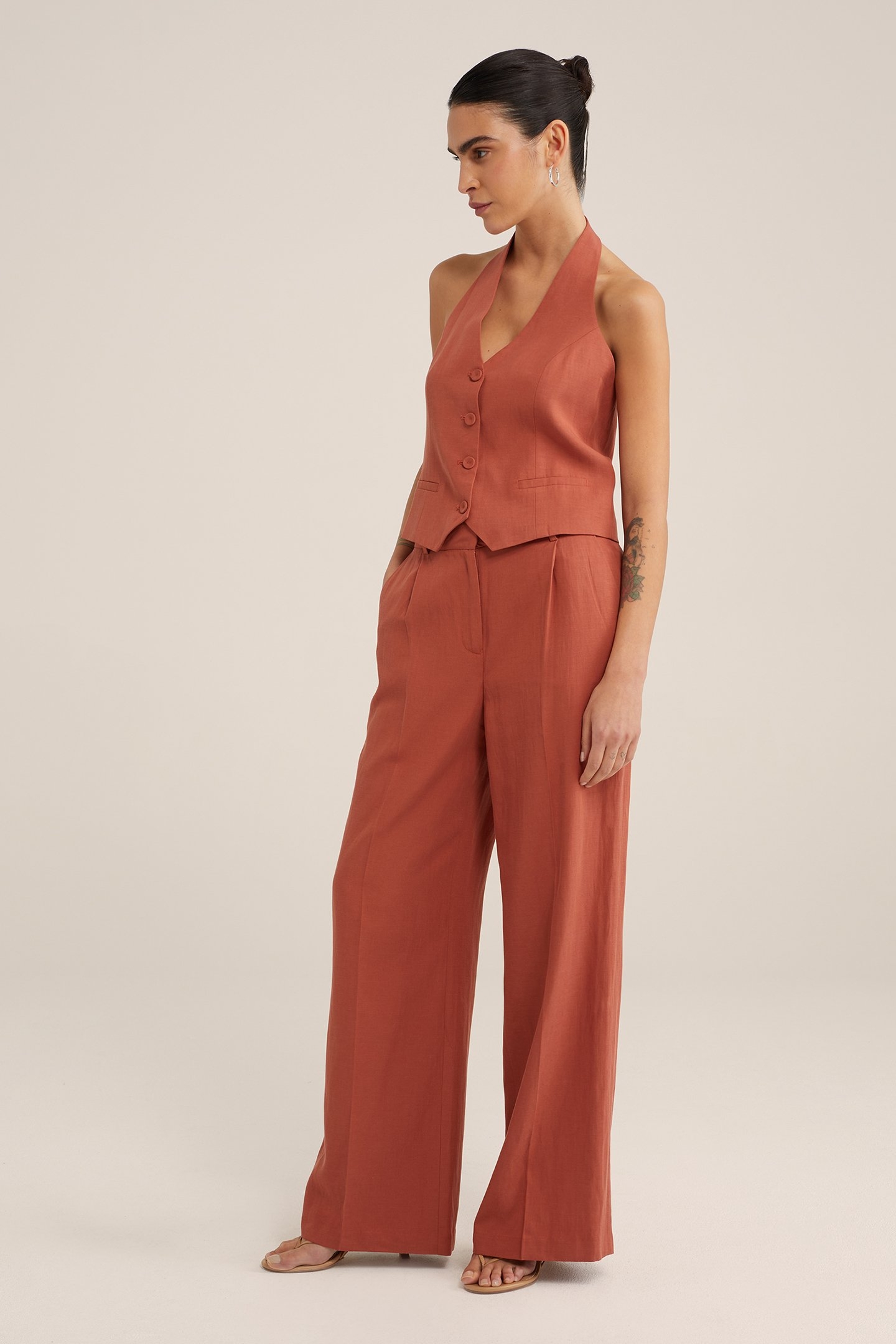 WAISTCOAT RUST BROWN 3