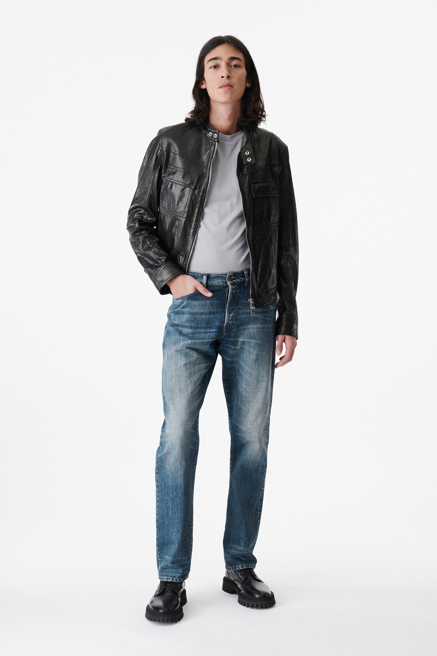 IROWN SILVER/BLACK 2