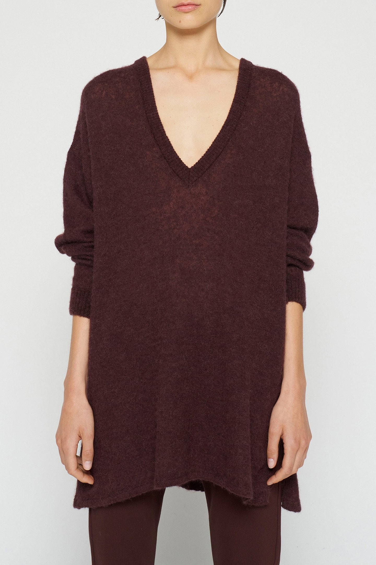 V-NECK THIN KNIT SWEATER AUBERGINE 1