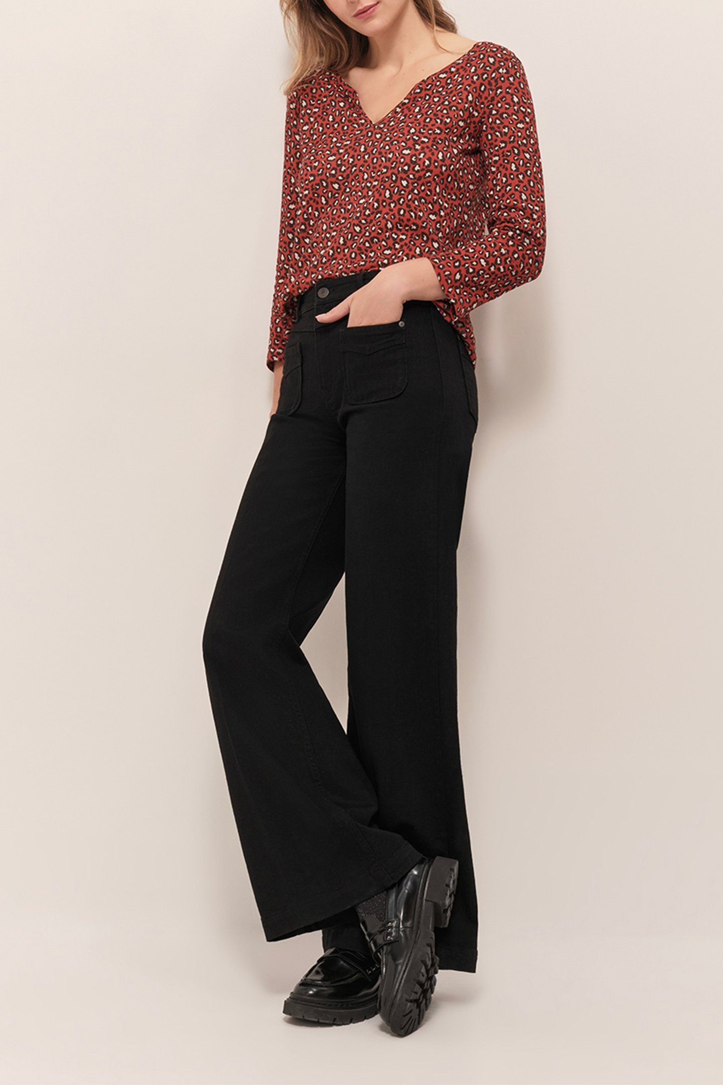 MAGNETIC - PUMPKIN T-SHIRT WITH WINTER SAFARI PRINT 3