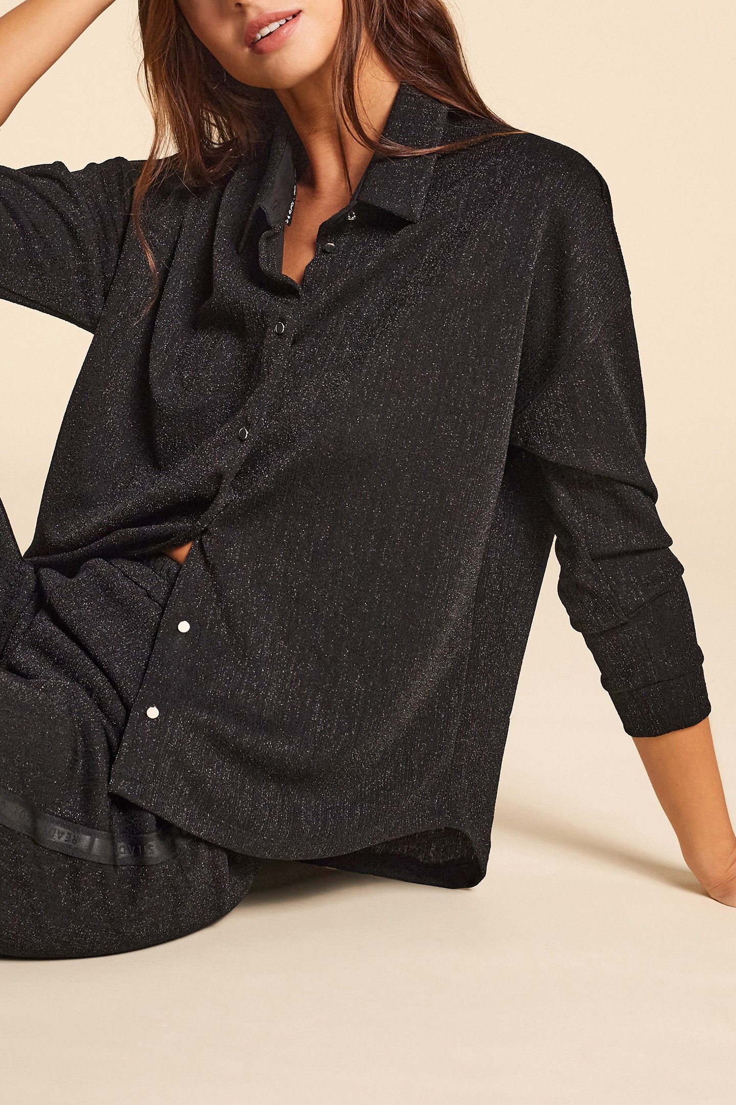 BLACK GLITTERY KNIT SHIRT 4