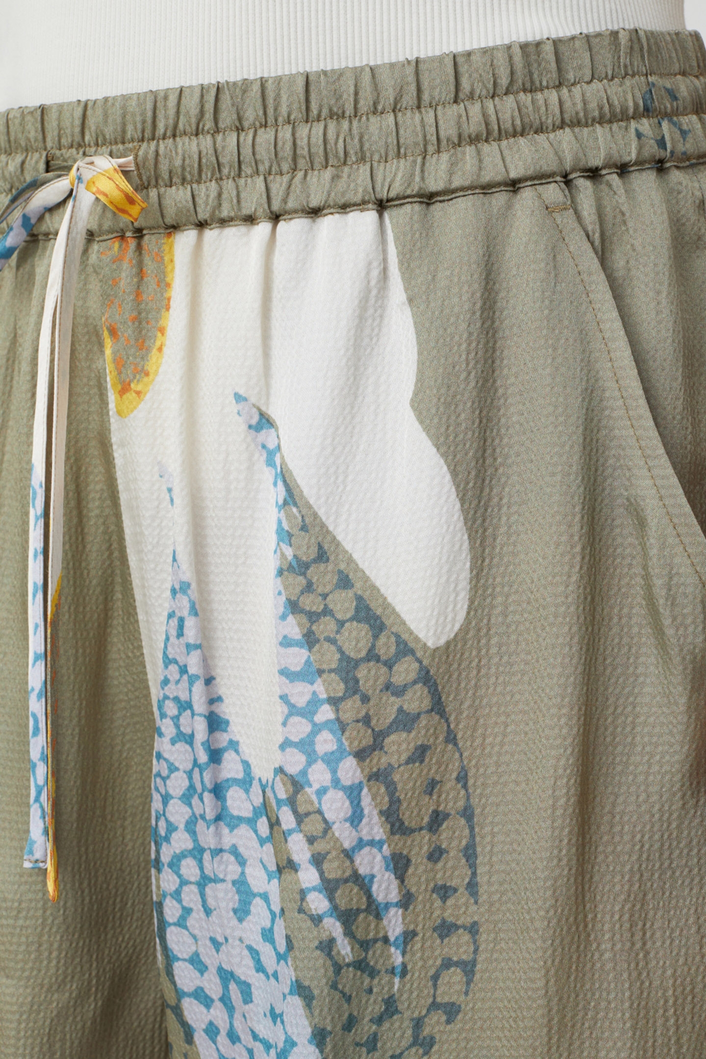 FLUID SHORTS SHORTS NUTMEG 6