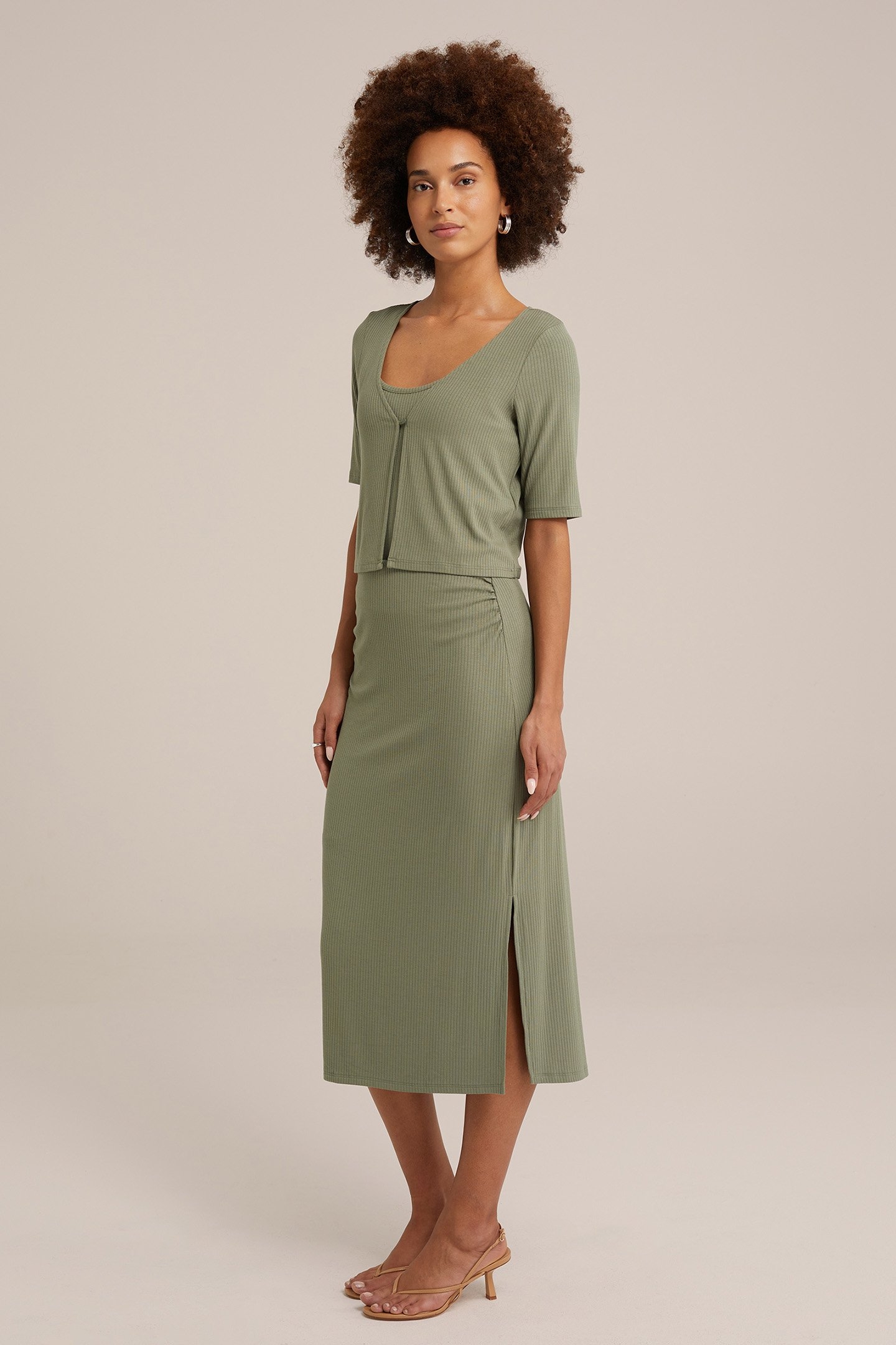 SKIRT MEDIUM LENGTH LIGHT GREEN 3