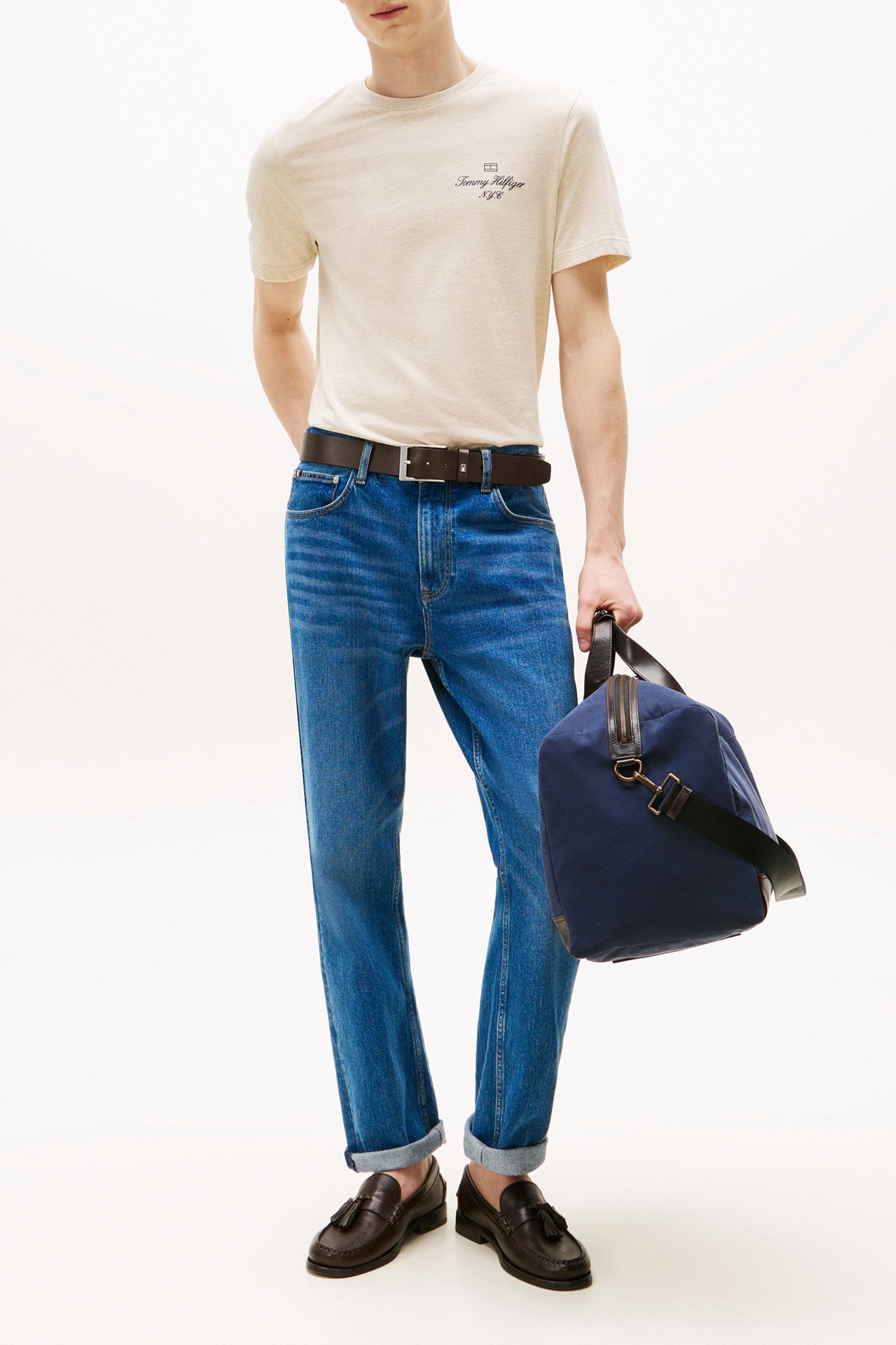 OUTLINE FLAG SCRIPT CLASSIC FIT T-SHIRT ECRU 2