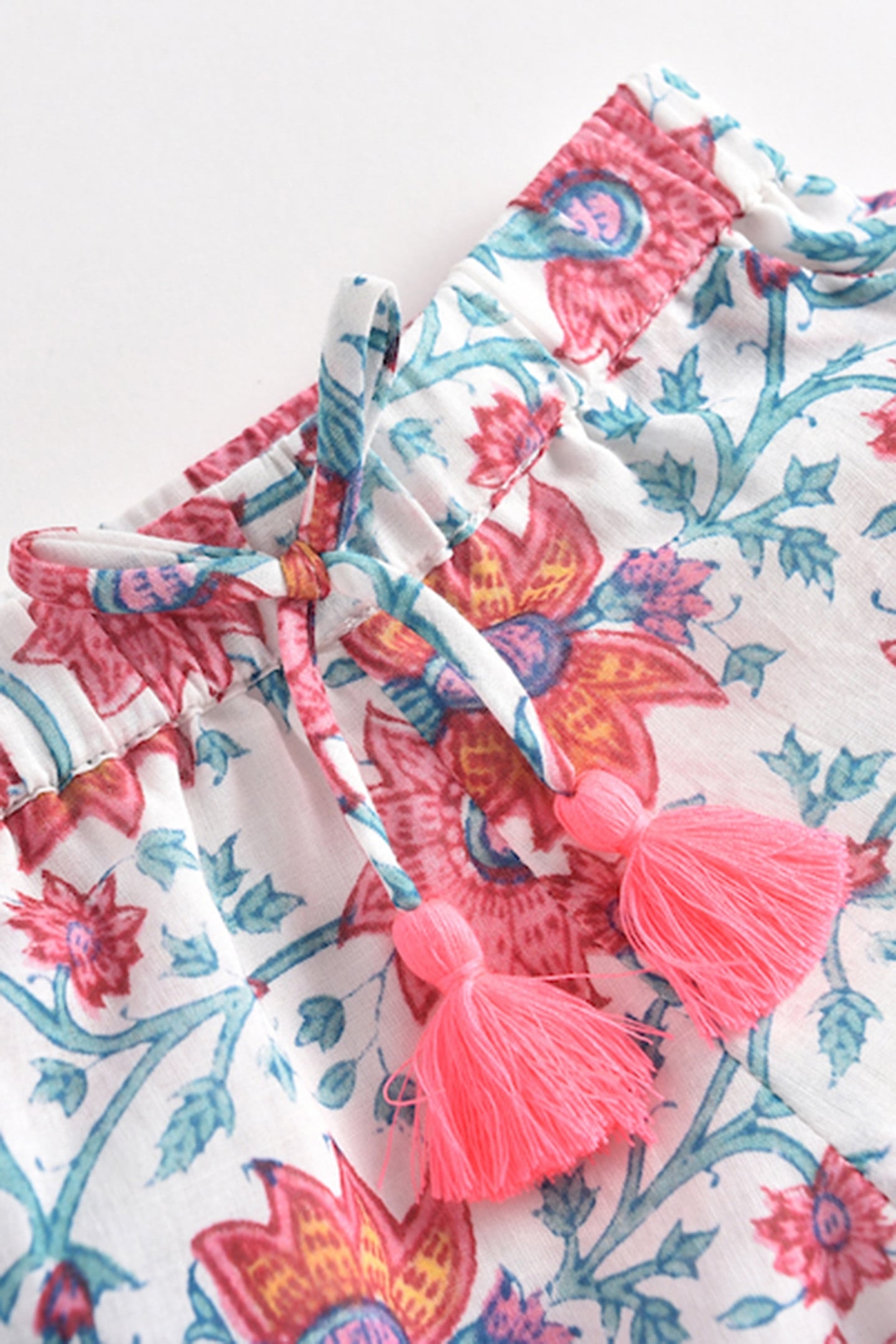 SHORTS VALLALOID JAIPUR FLOWERS 5