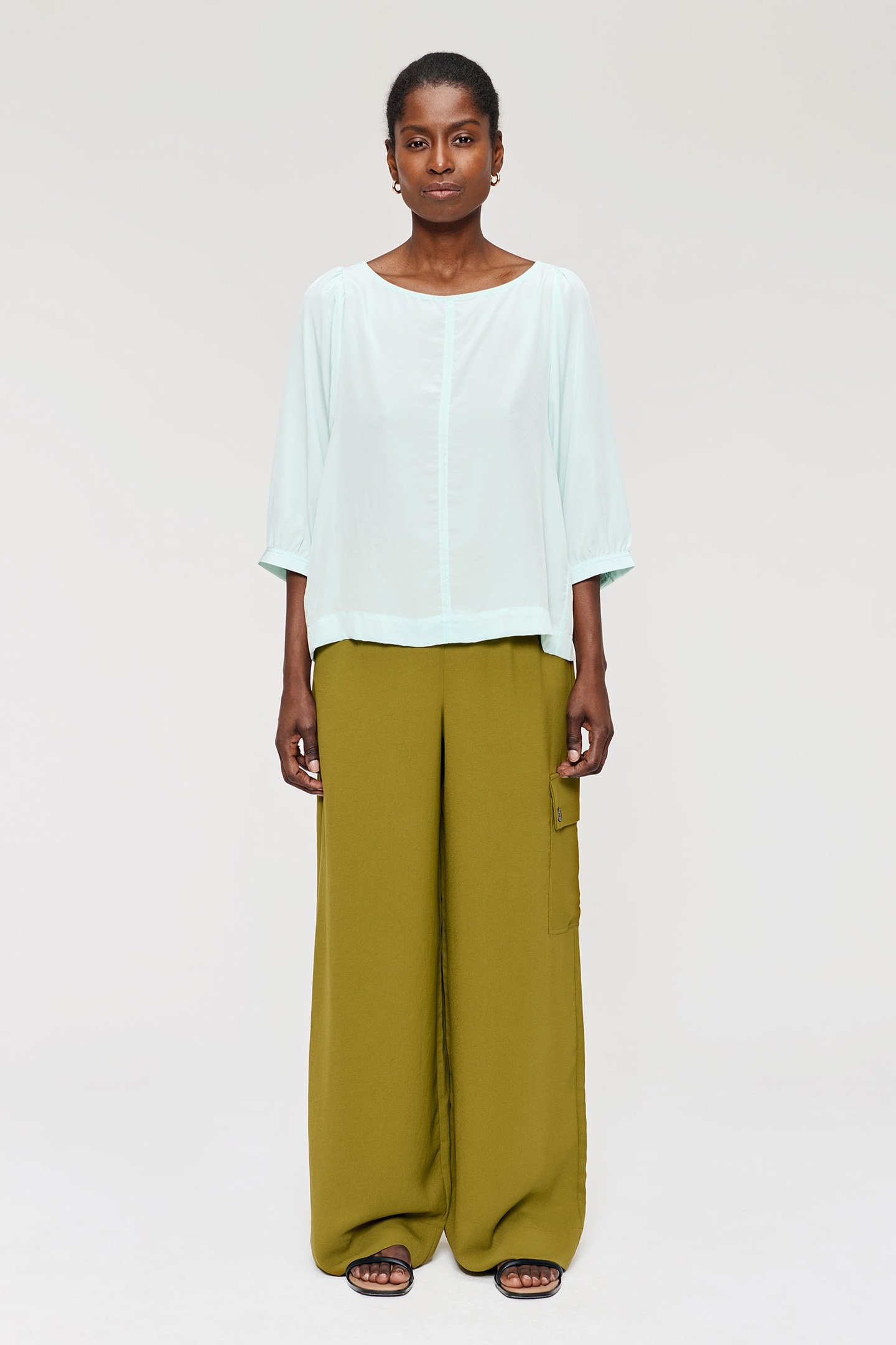 TECHNOSILK PUFF SLEEVE TOP ICE 1