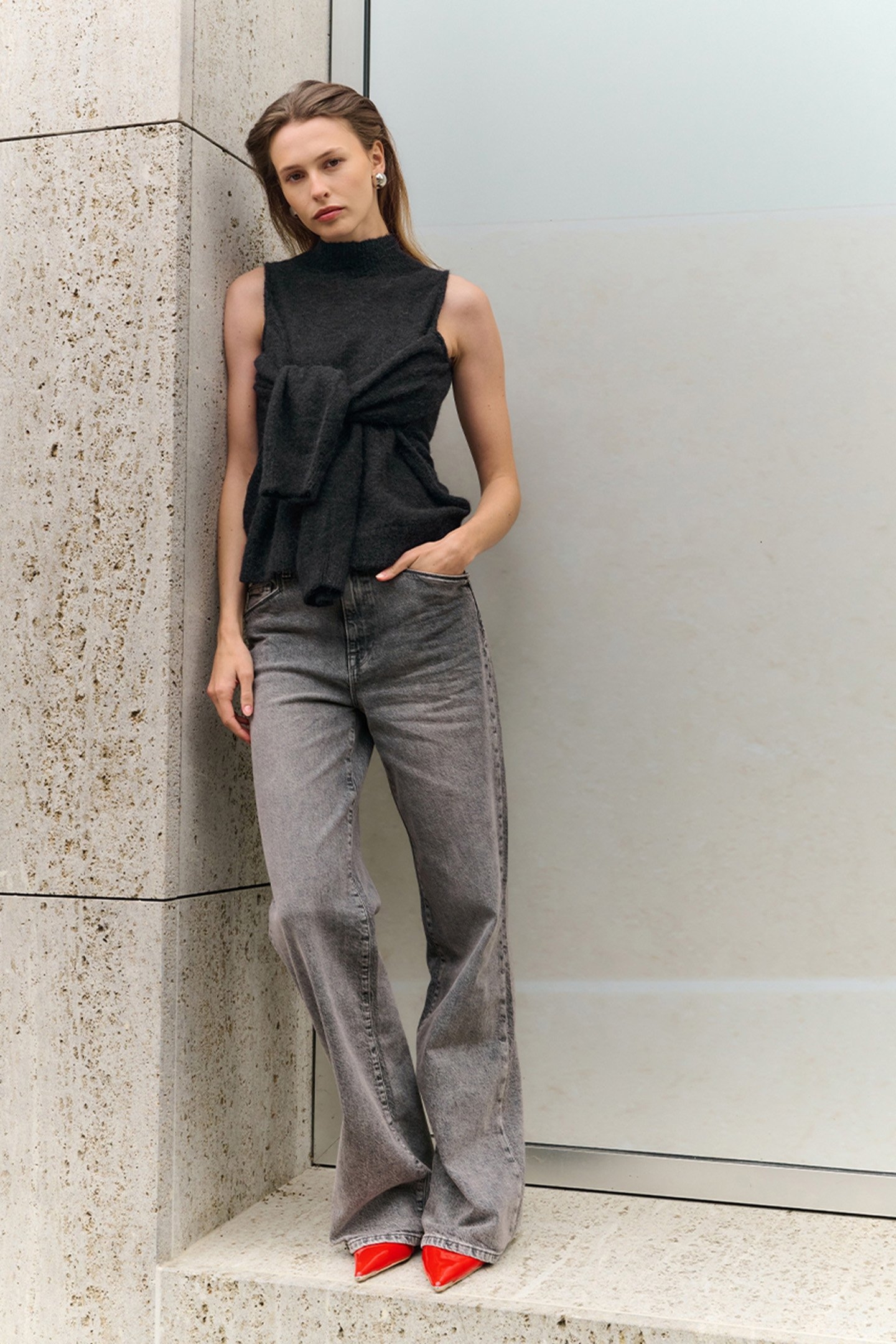 AVIEL OPEN SHOULDER SWEATER RAVEN 2