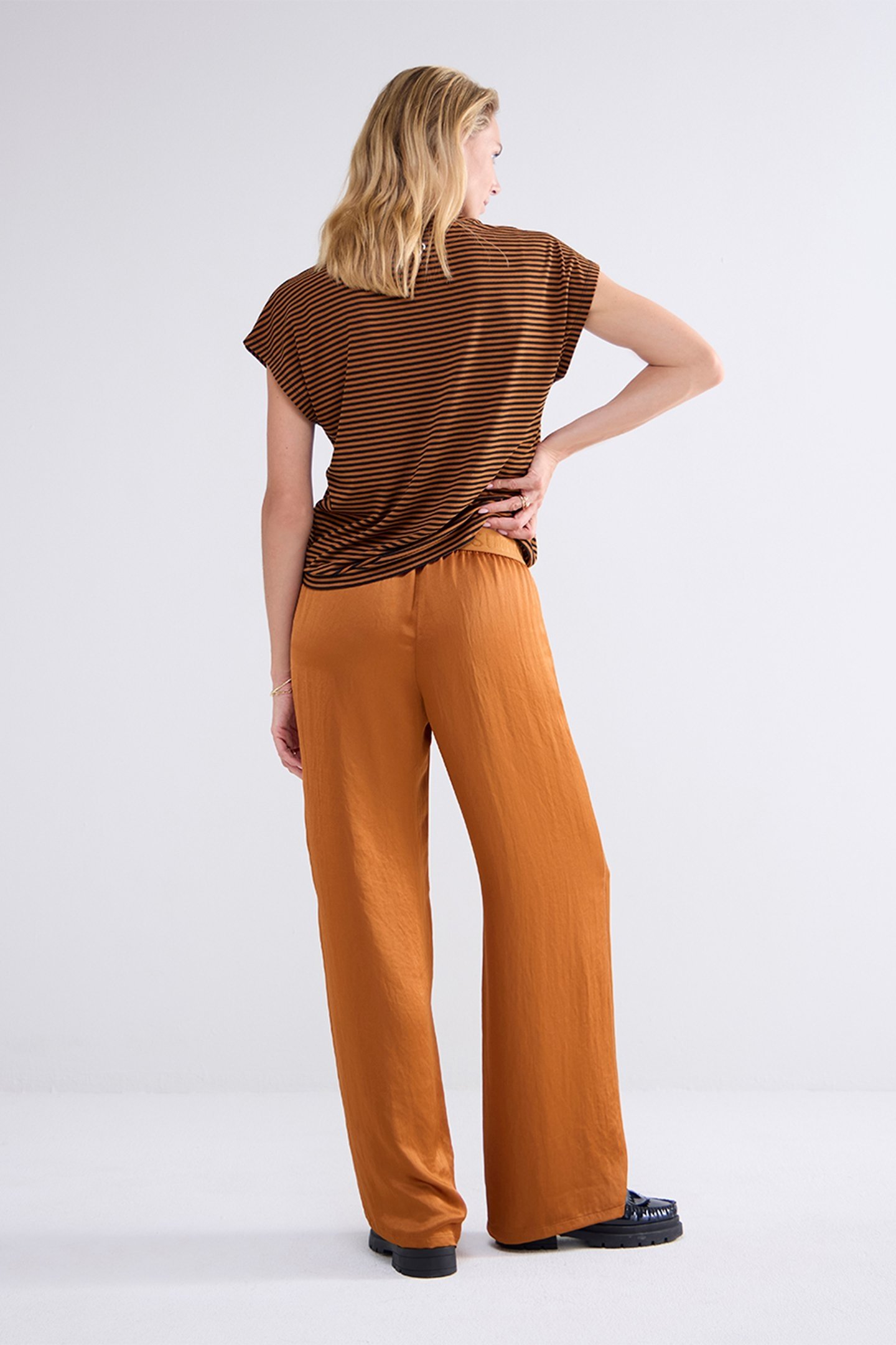 TROUSERS HEAVY SILKY TOUCH CARAMEL COFFEE 2