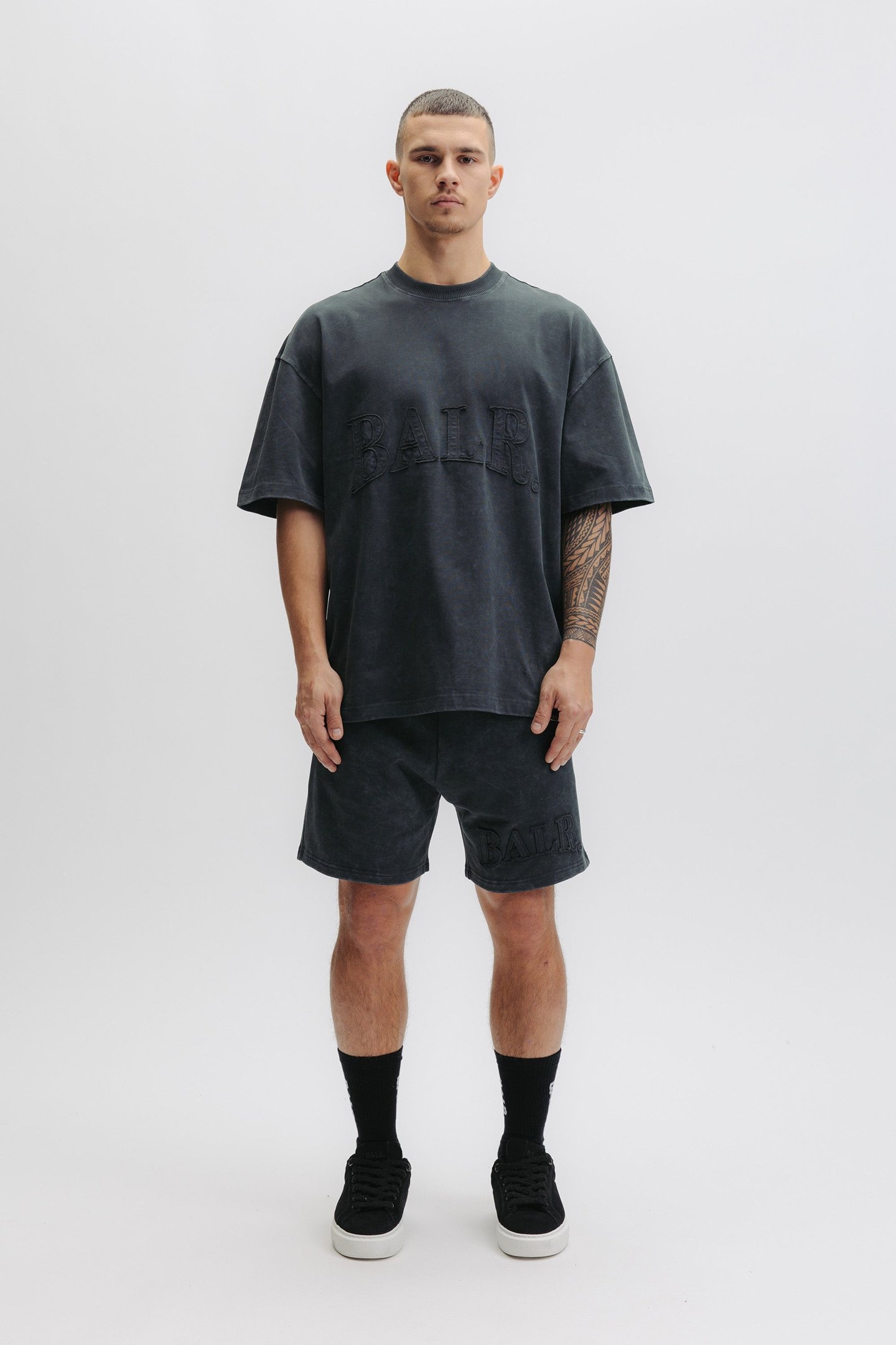 URBAN WASHED BOX T-SHIRT VOLCANIC GREY 1