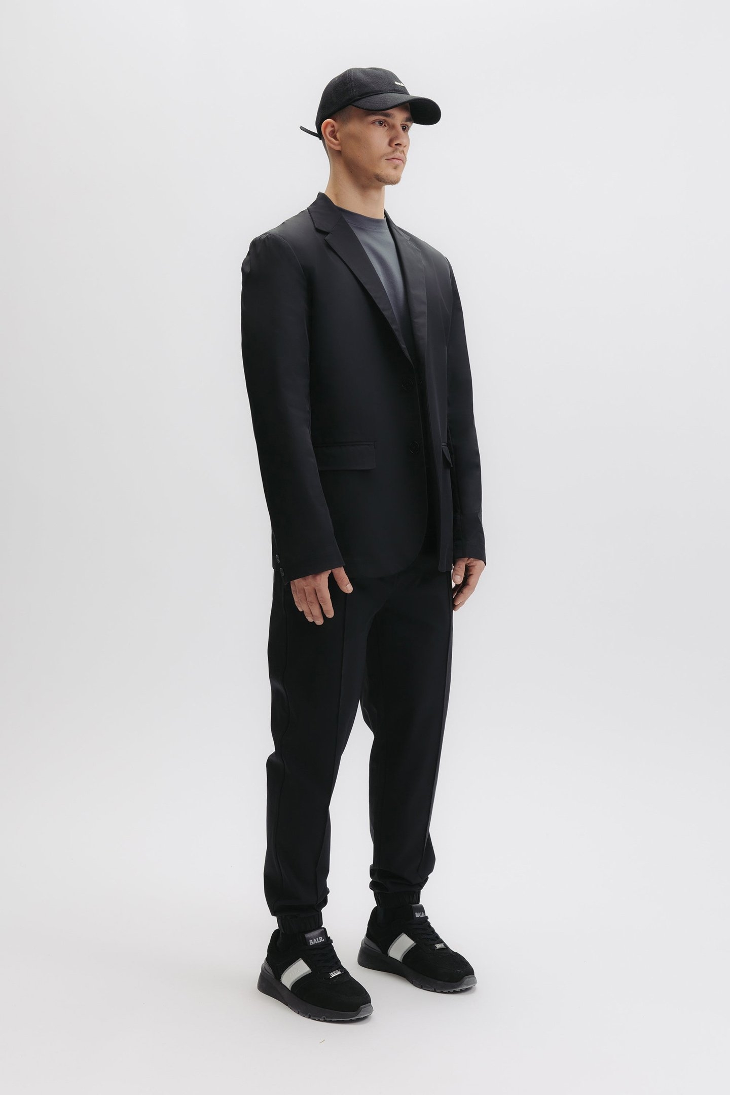 XI TECH BLAZER JET BLACK 3