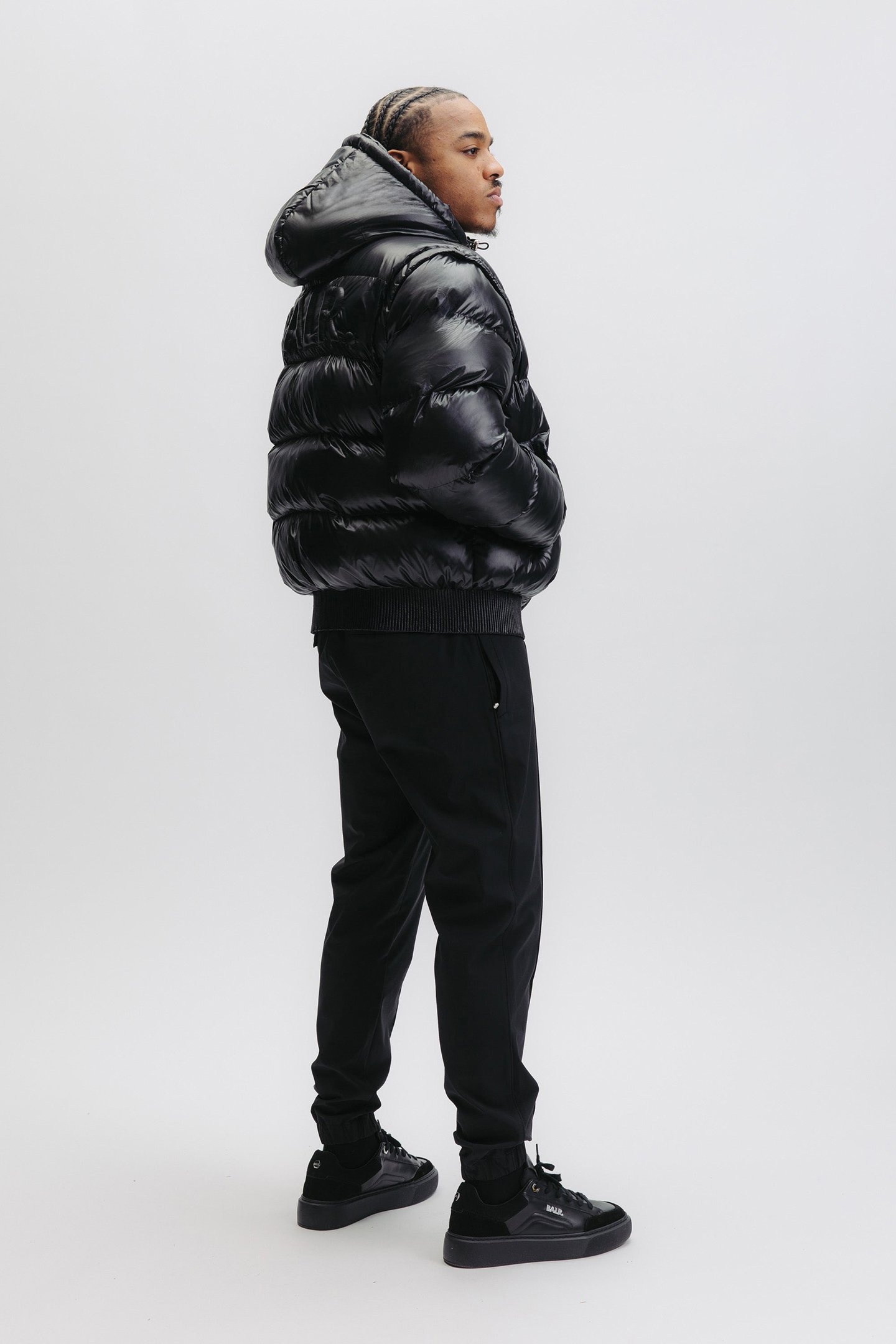 LEO PUFFER JACKET JET BLACK 6