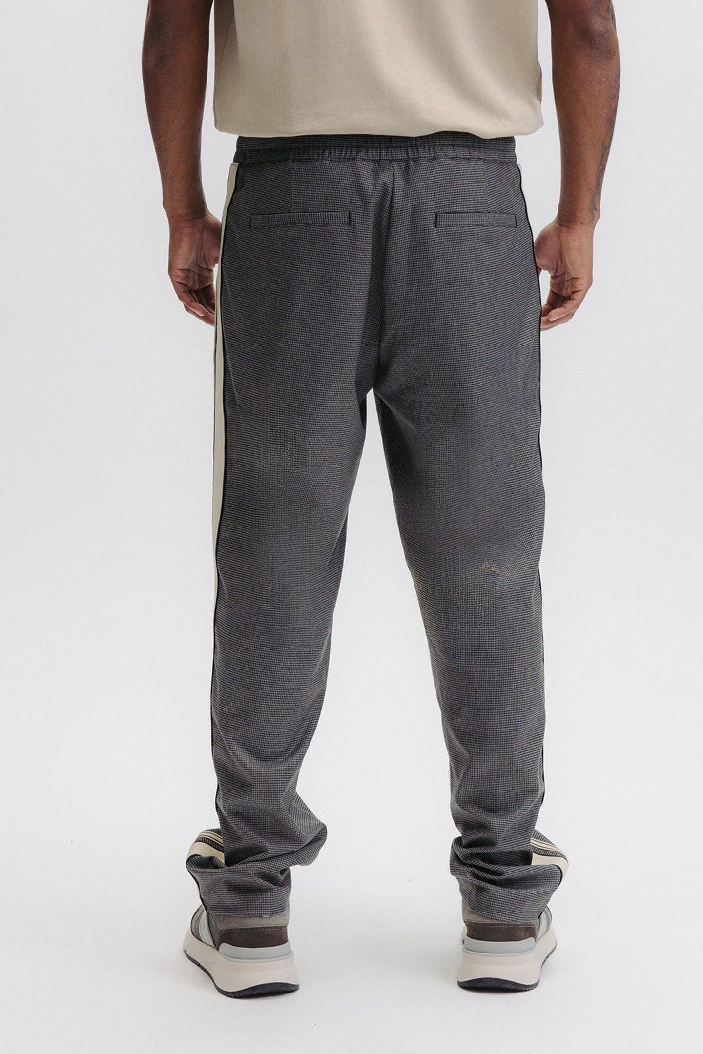 TAPE STRAIGHT TRACK PANTS JET BLACK HOUNDSTOOTH 2