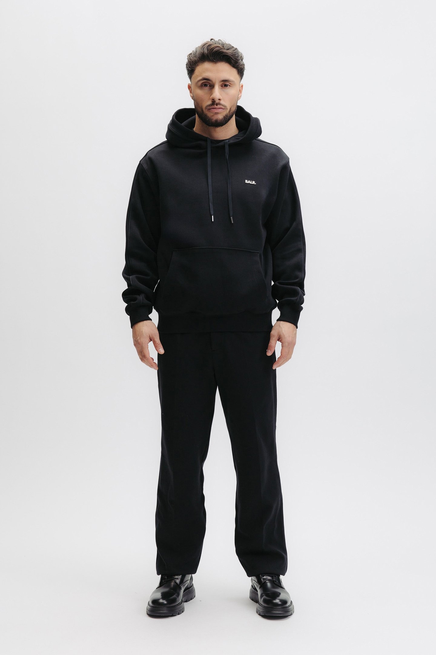 Q SERIES HOODIE JET BLACK 1