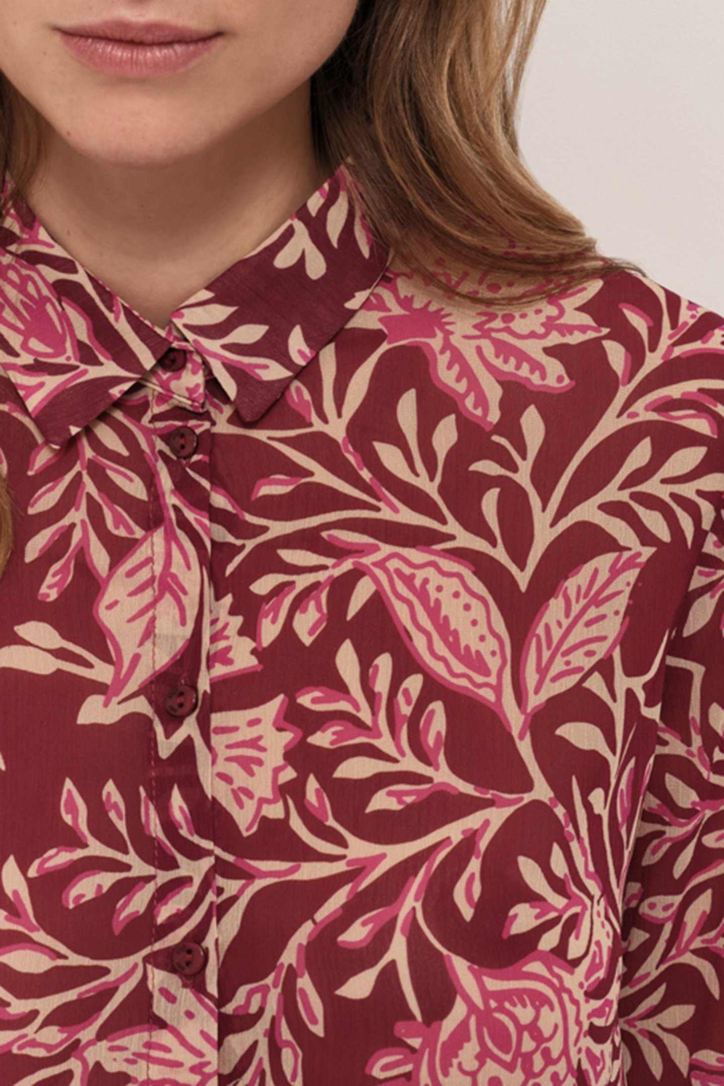 COLBIE - OPERA SHIRT WITH BAROQUE FOLIAGE PRINT 6