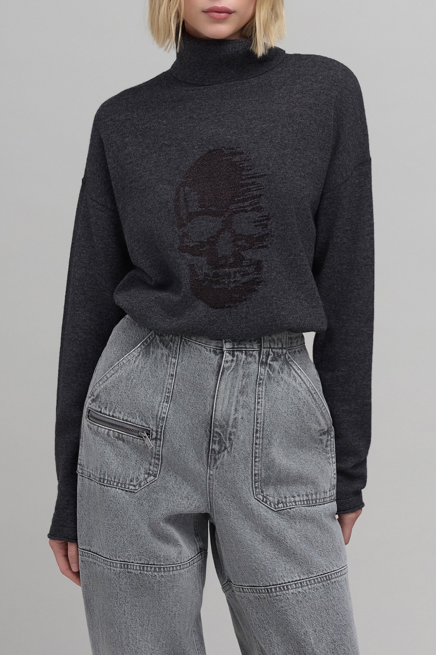 GREY LUREX SKULL KNIT SWEATER 1