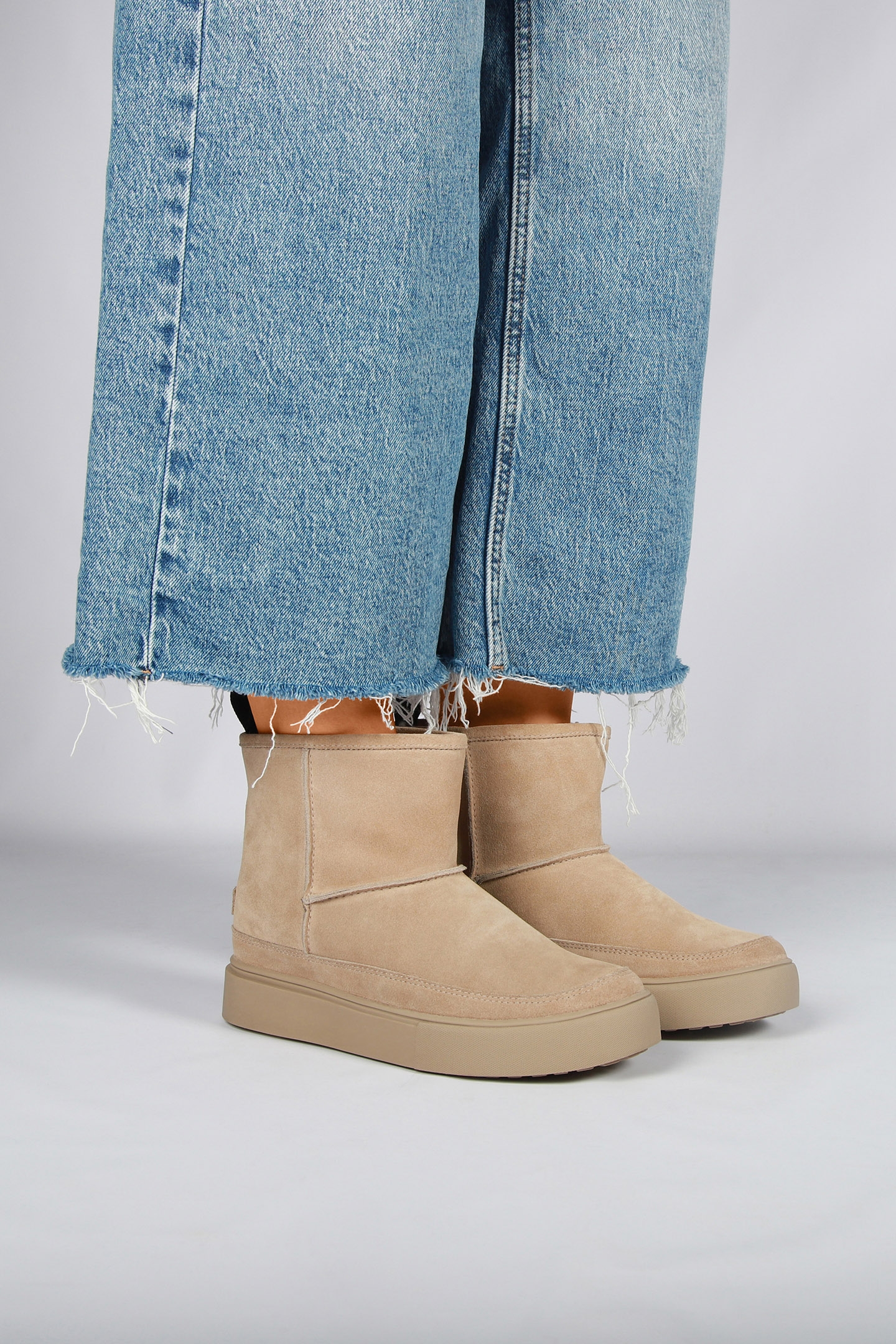 APUT NUKA TRAVERTINE 2