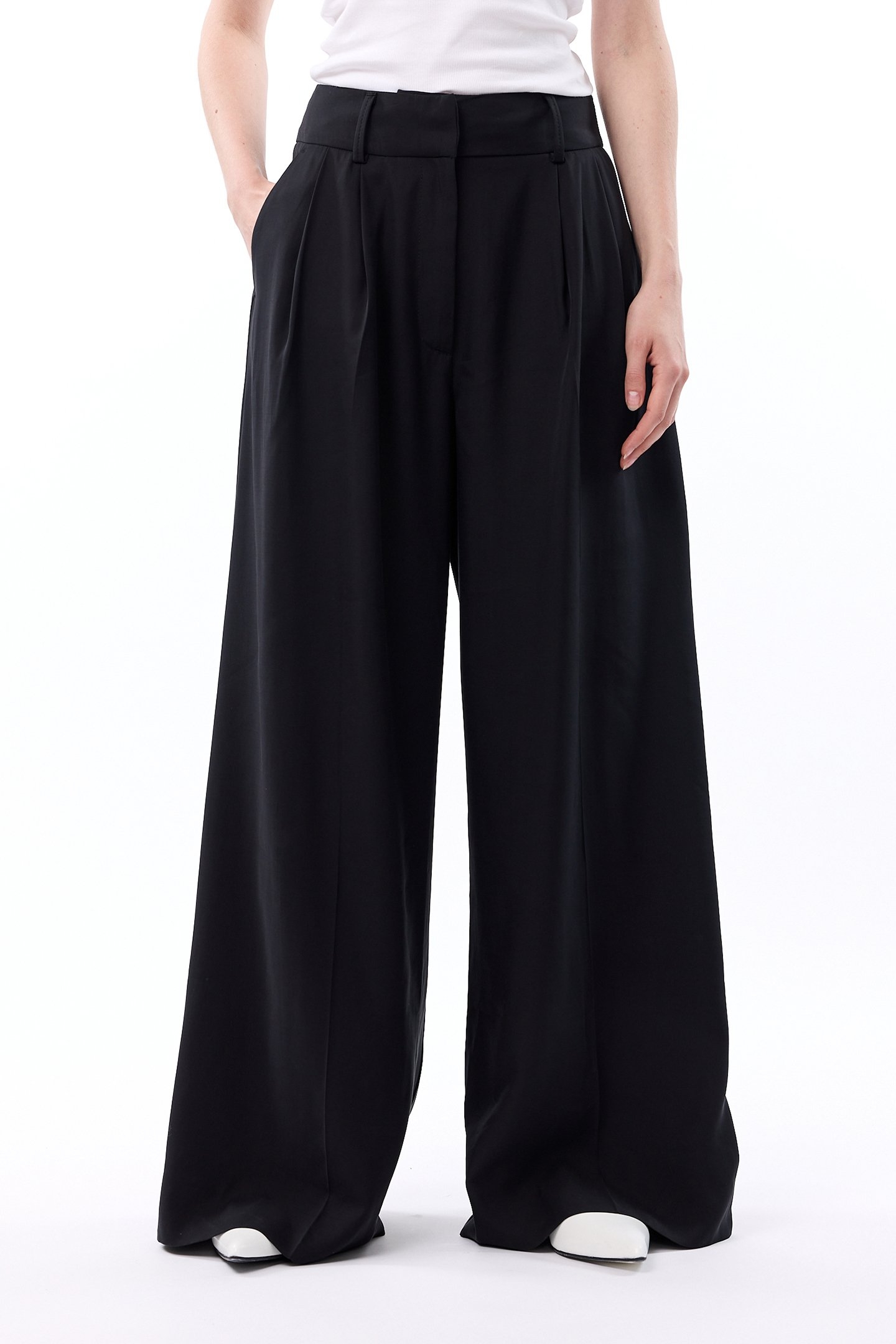 EVE PANTS BLACK 1