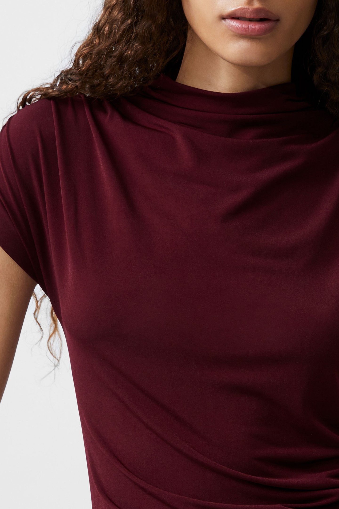 DRAPE MOCK NECK DRESS BURGUNDY 4
