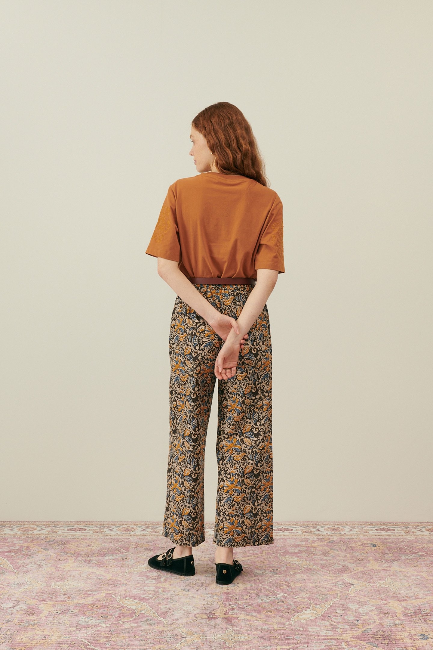 TEE LAURIA CARAMEL 2